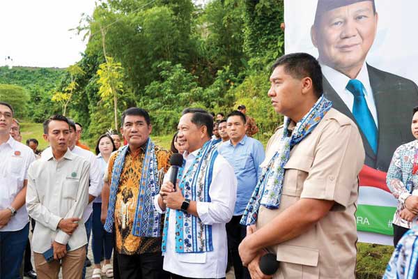 Kunjungi Provinsi Sulut, Mendagri Bersama Menteri PKP dan Kepala BPS Tinjau Program Perumahan Rakyat di Minahasa – Begini Penjelasannya minahasa